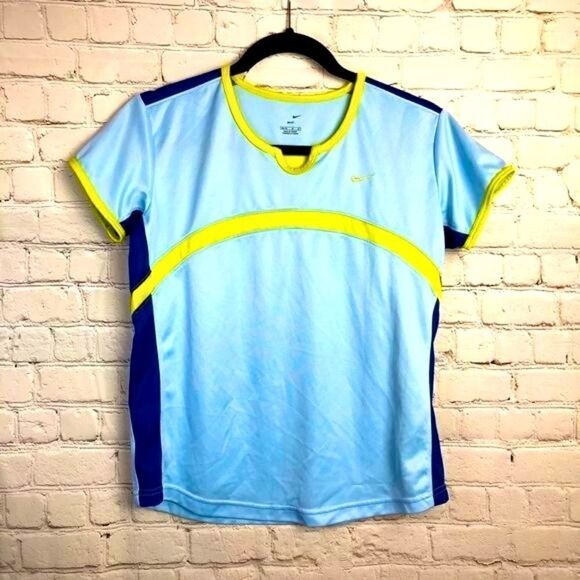 Nike Dri-Fit short sleeve work out tee. Med - Picture 1 of 4